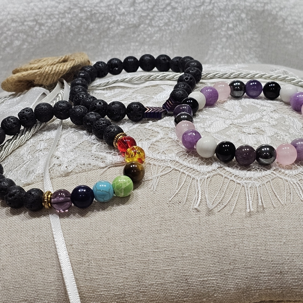 Set of Bracelets with Gemstone, Lava Rock, and Crystals - Picture 5 of 8